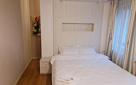 Tonitza Apartament